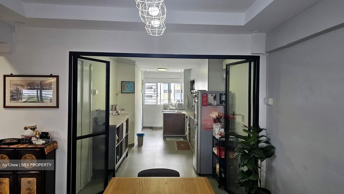 Blk 12 Pine Close (Geylang), HDB 4 Rooms #593182021